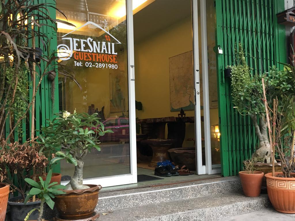 Jeesnail Guesthouse Бангкок Экстерьер фото