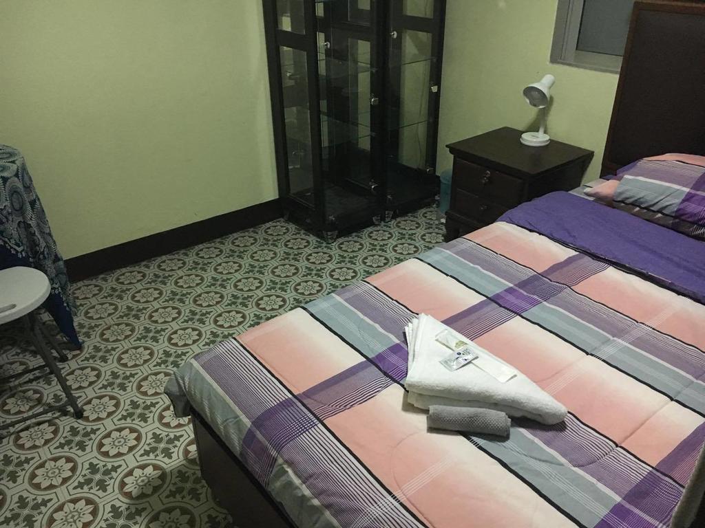 Jeesnail Guesthouse Бангкок Экстерьер фото
