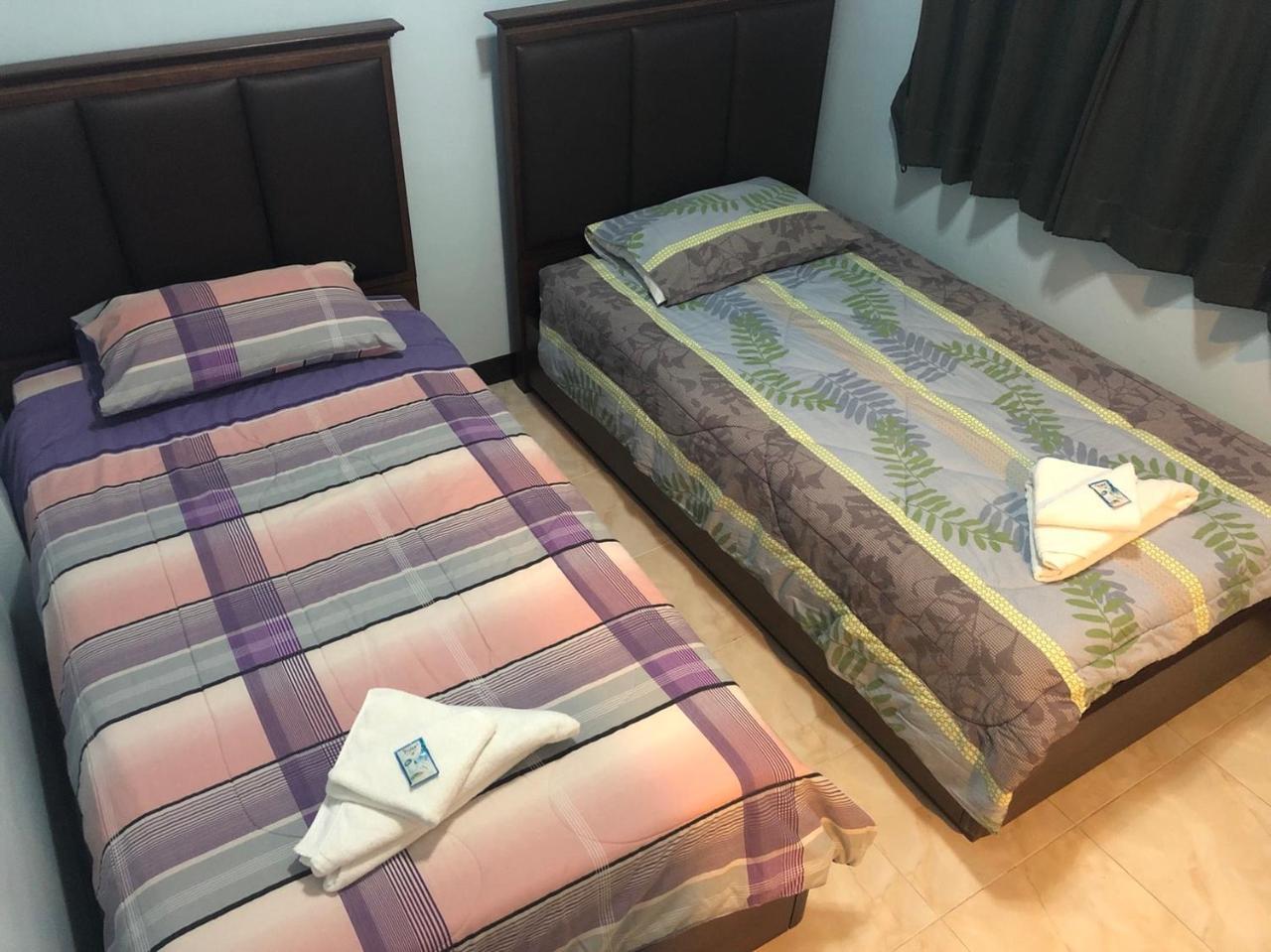 Jeesnail Guesthouse Бангкок Экстерьер фото