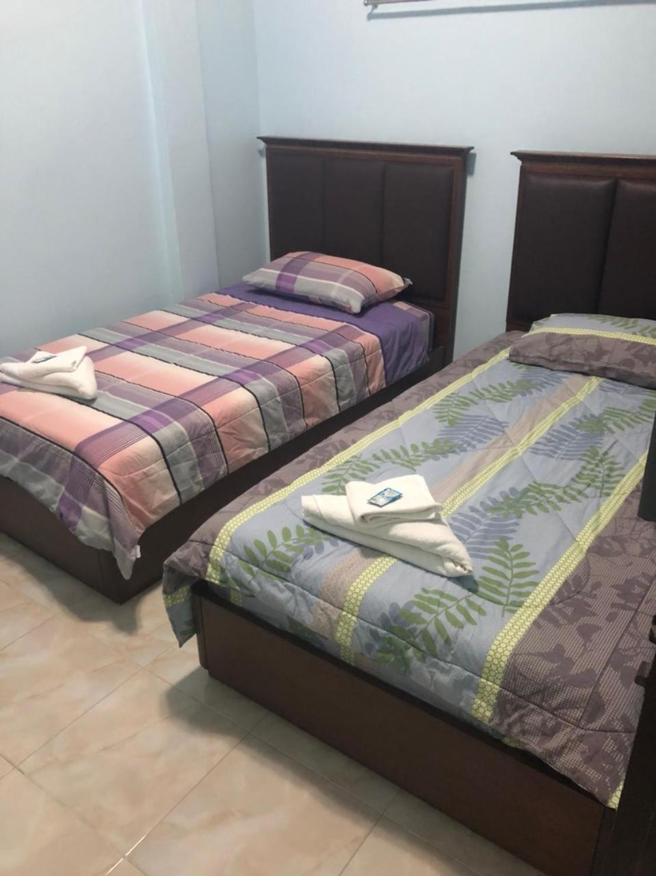 Jeesnail Guesthouse Бангкок Экстерьер фото